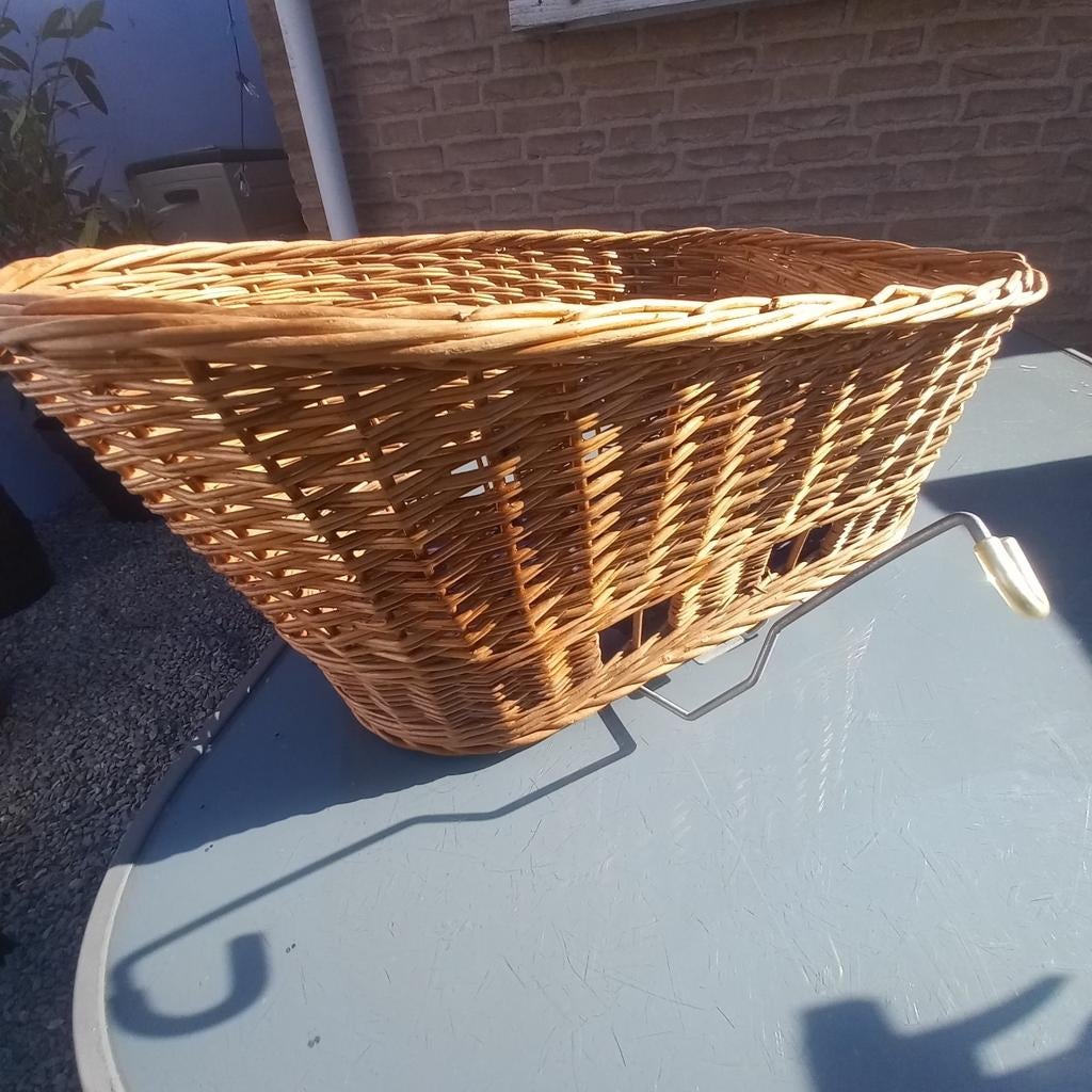 Fietsmand makelijke montage achterop, Fietsen en Brommers, Ophalen, Zo goed als nieuw