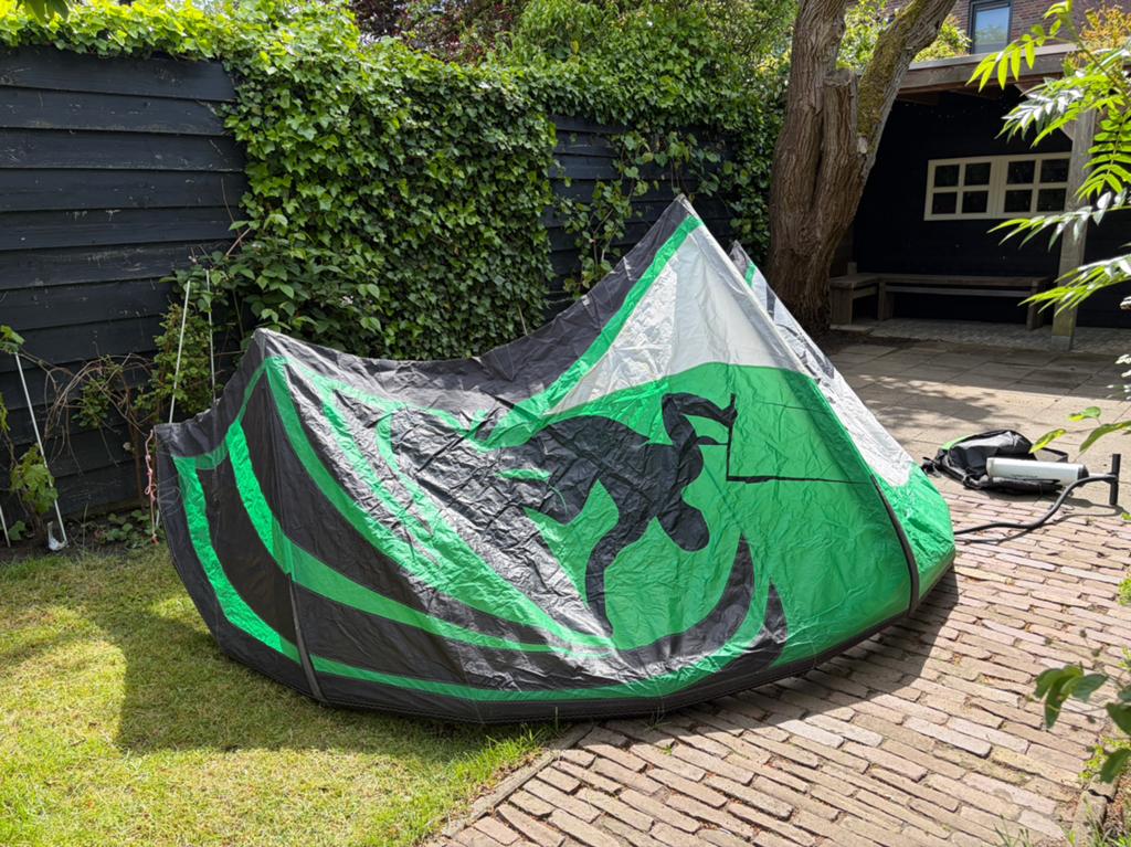 Kite 10m2 en 7m2 Zian (fotos volgen), Ophalen, Gebruikt, Kitesurf-set, 10 m²