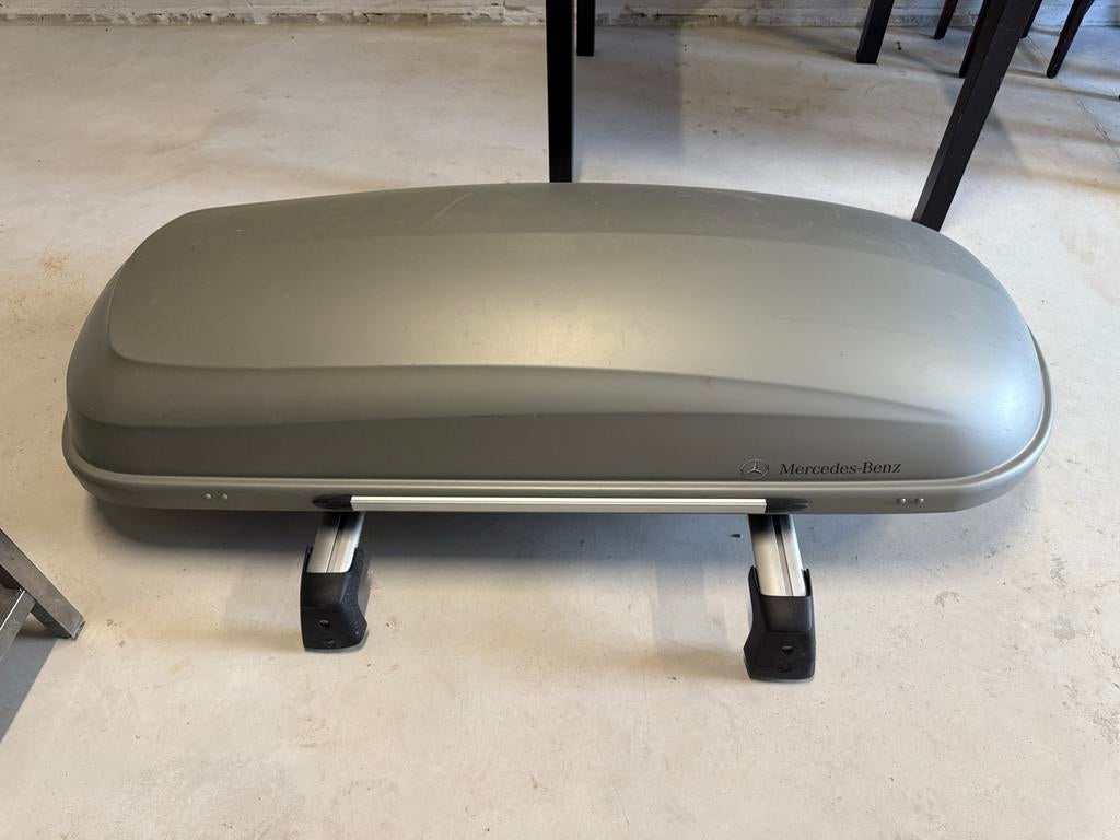 Originele Mercedes-Benz Dakkoffer incl dakdragers Dakbox 400, Auto diversen, Dakkoffers, Ophalen, Gebruikt