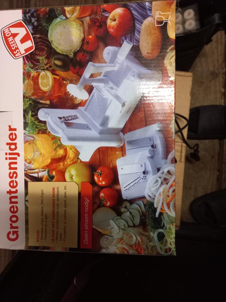 Groentesnijder - Spiraalsnijder voor groenten en fruit, Overige typen, Kunststof, Nieuw, Ophalen of Verzenden