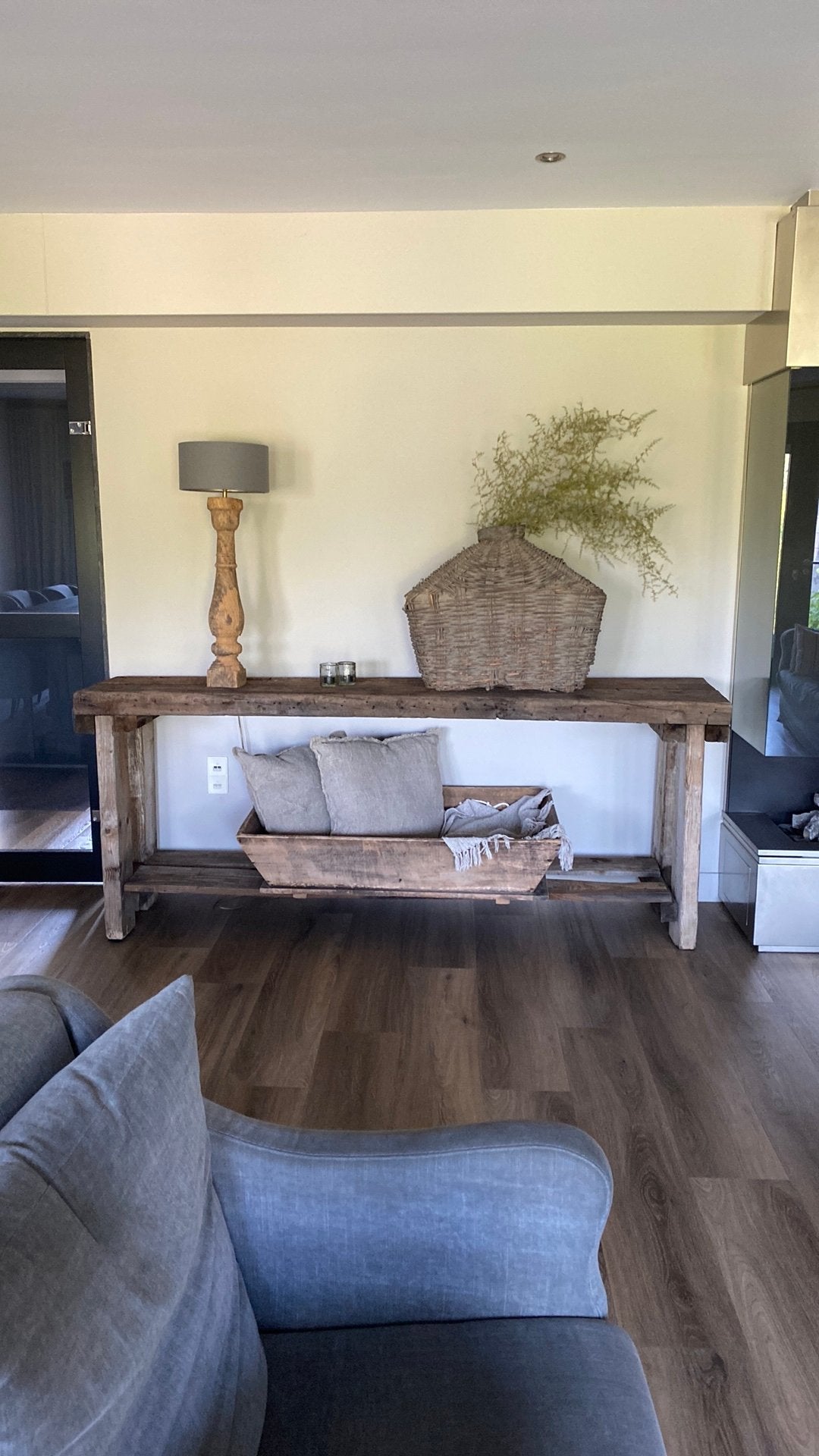 Landelijke sidetable, Ophalen