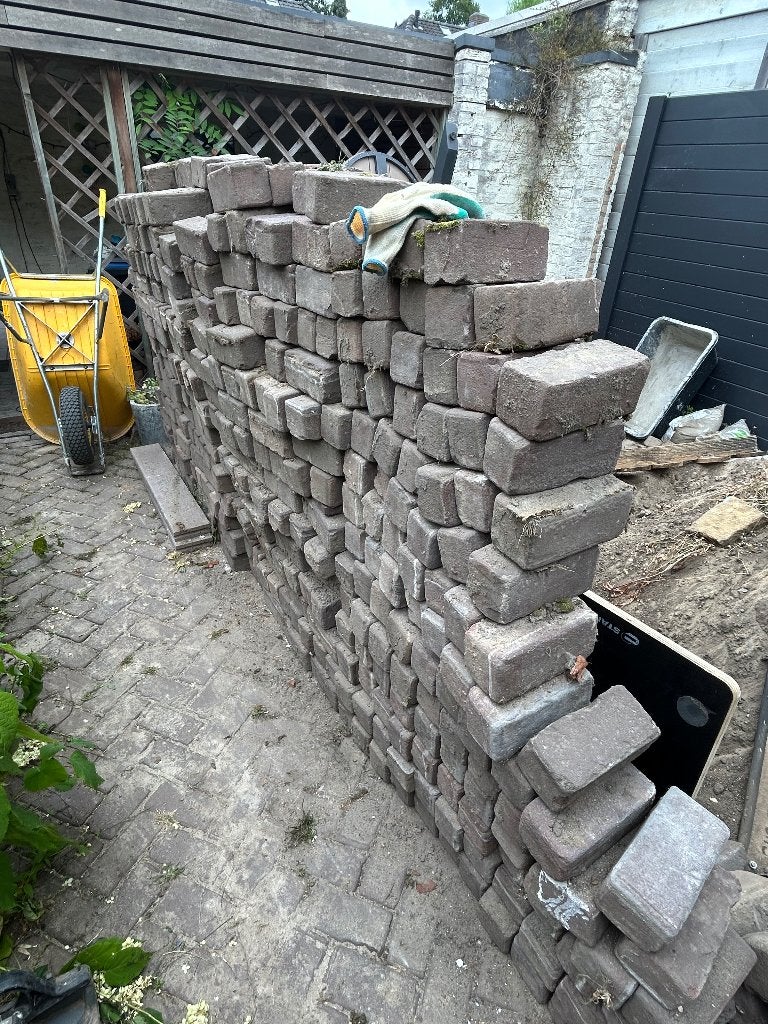 Oud gebakken dikformaat klinkers, Tuin en Terras, Tegels en Klinkers, Gebruikt, Keramiek, Ophalen of Verzenden, 10 m² of meer