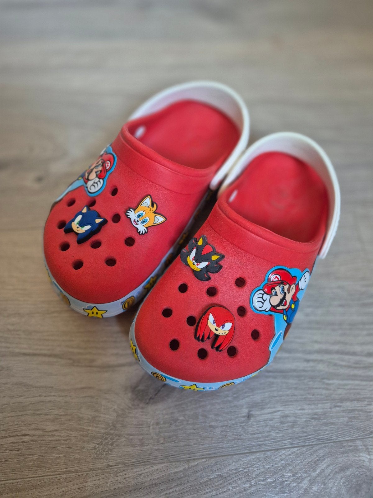 Crocs Super Mario & Sonic maat 34-35, Gebruikt, Crocs, Jongen of Meisje, Schoenen
