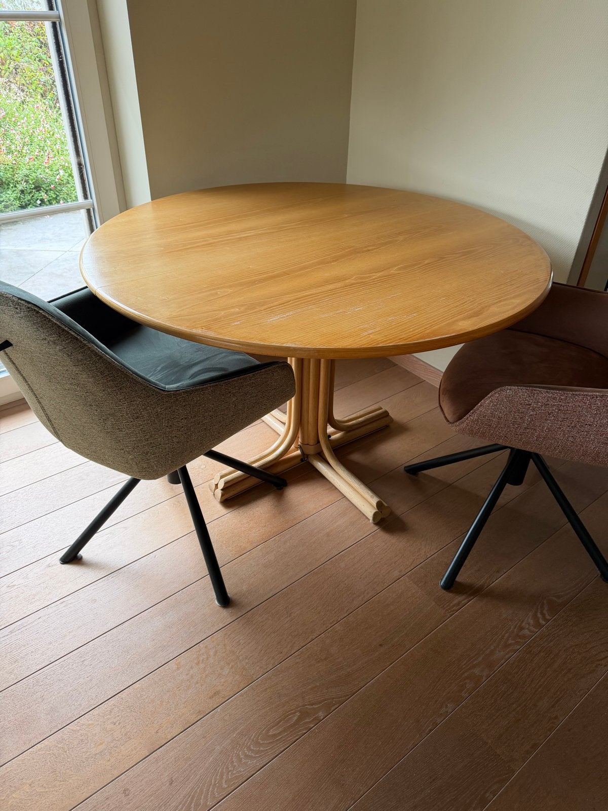 Uitschuifbare ronde eettafel (excl. stoelen), Ophalen, Gebruikt, 100 tot 150 cm, Rond