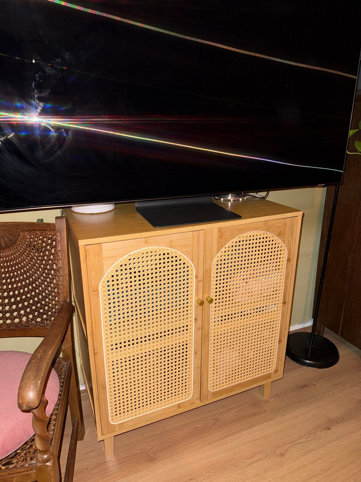 Houten kastje met rotan deuren webbing, Ophalen, Gebruikt