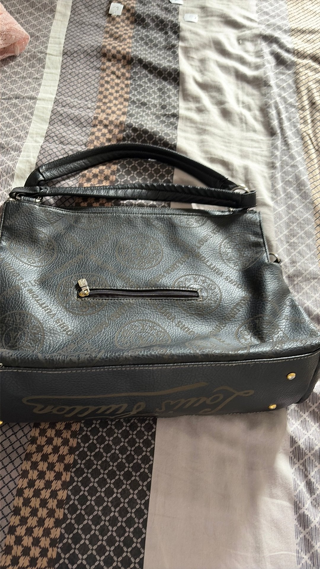 Tas , naadje van bodem iets los, Ophalen of Verzenden, Zo goed als nieuw, Handtas