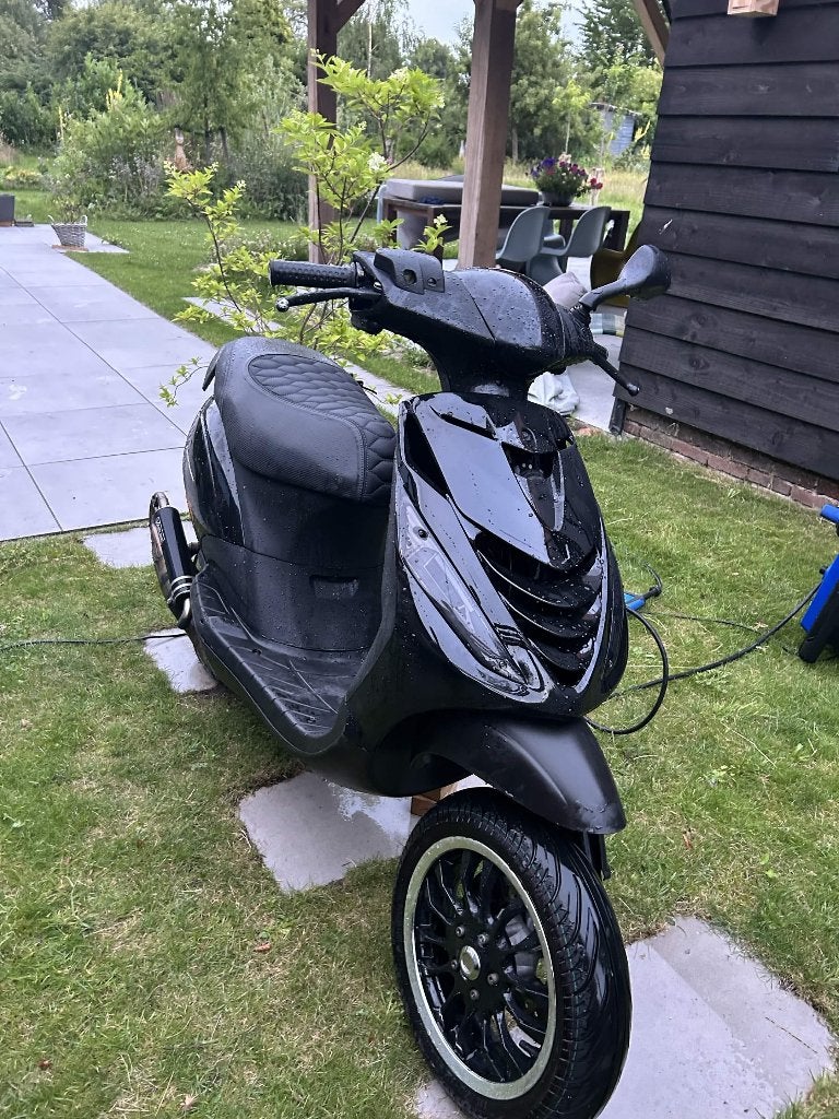 Piaggio Zip 50cc 2T, Fietsen en Brommers, Scooters | Piaggio, Ophalen, Tweetakt, Gebruikt, Maximaal 45 km/u