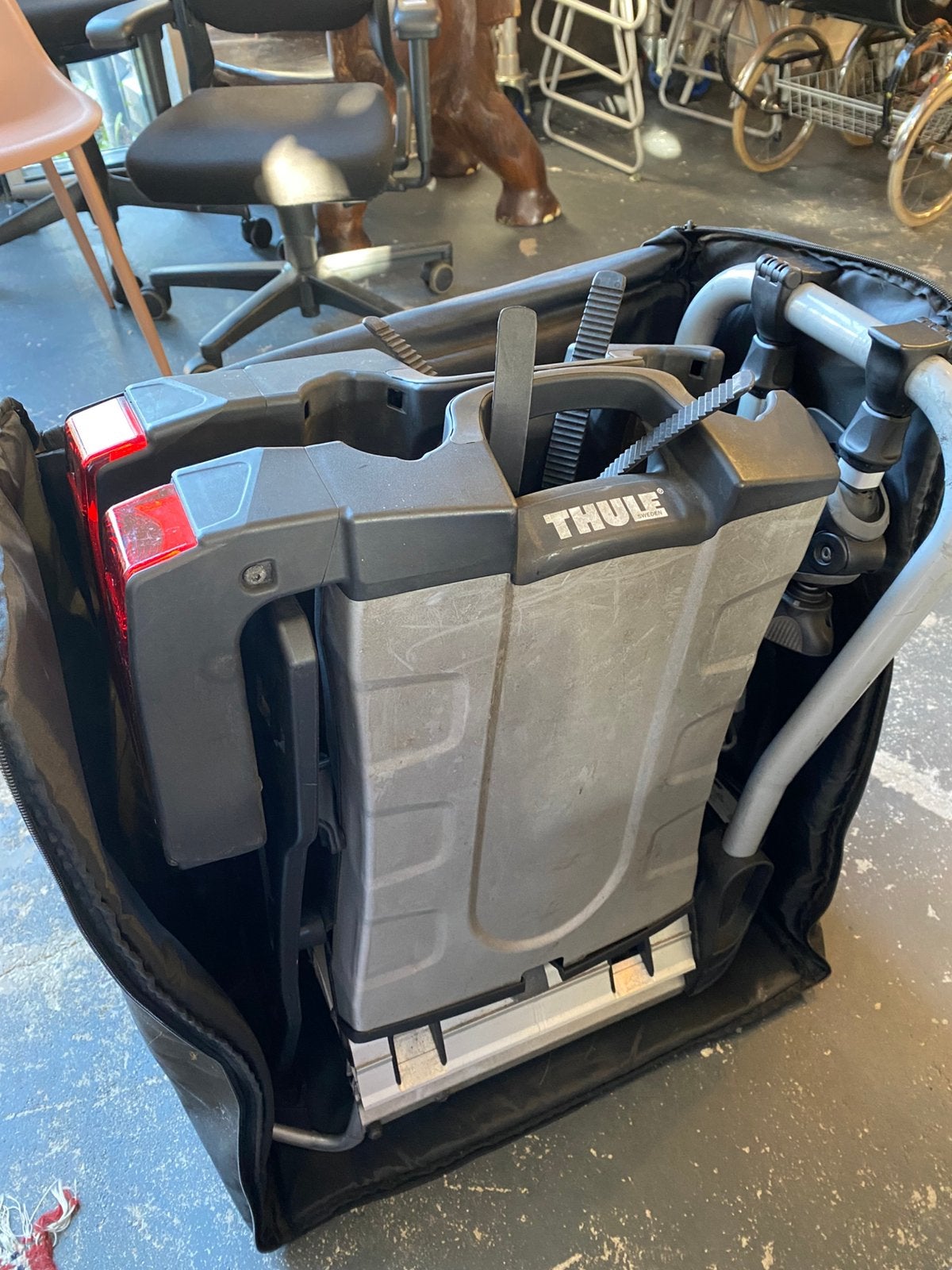Thule Easyfold 932 fietsendrager - Nette staat met sleutel, Ophalen of Verzenden, Gebruikt, Trekhaakdrager, Elektrische fiets
