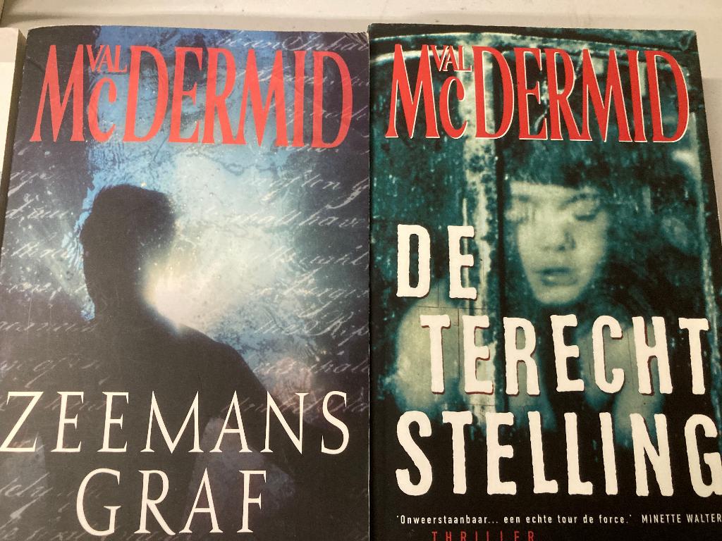 T.K. nog 8 boeken van Val McDermid Zie actuele lijst, Ophalen of Verzenden, Gelezen, Val McDermid, Wereld overig