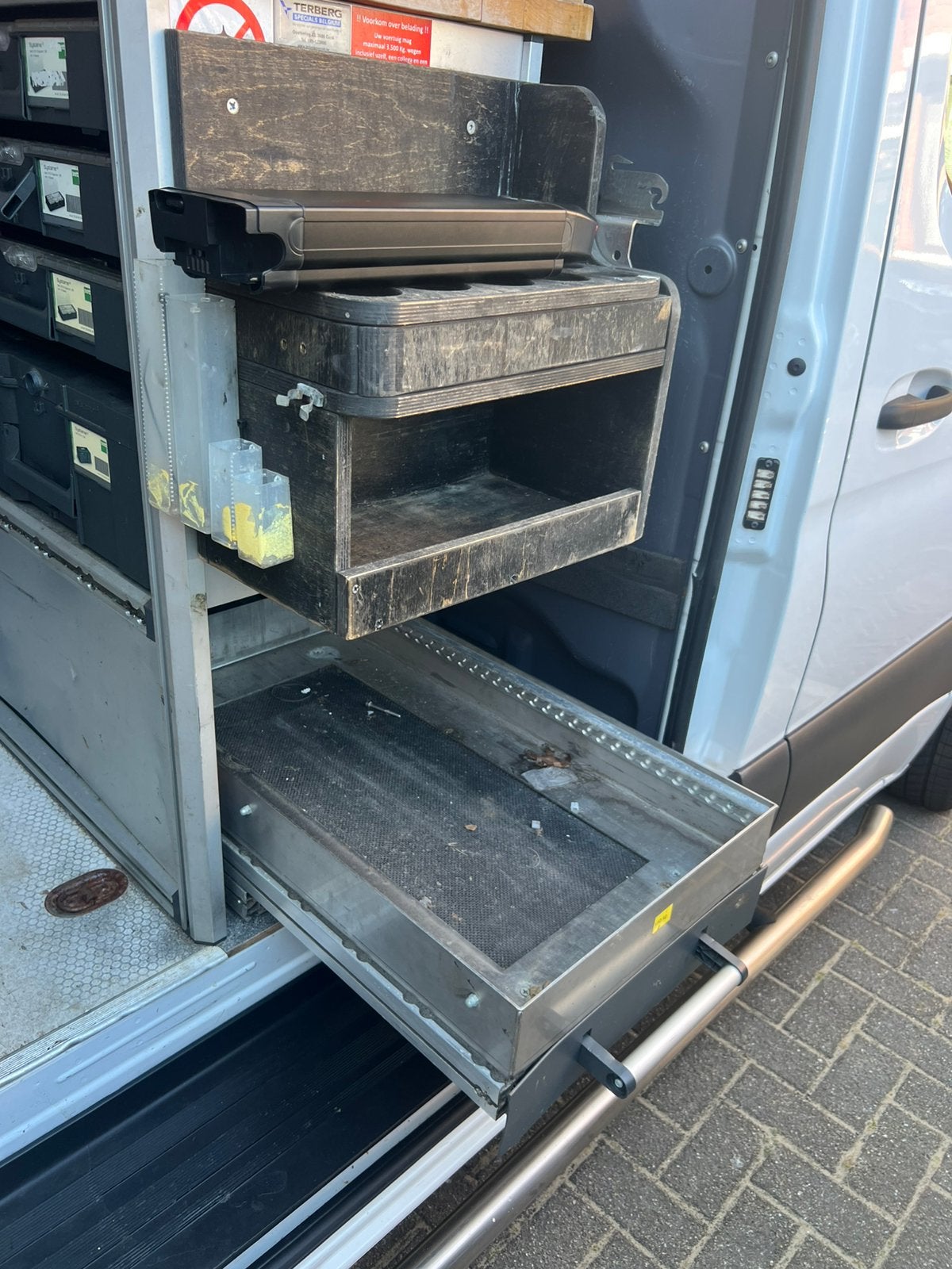 Bott bedrijfswageninrichting compleet – Mercedes Sprinter, Ophalen of Verzenden, Overige merken