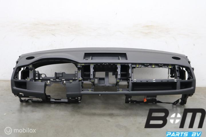 Dashboard VW Transporter T6 7E5857003CB, Gebruikt