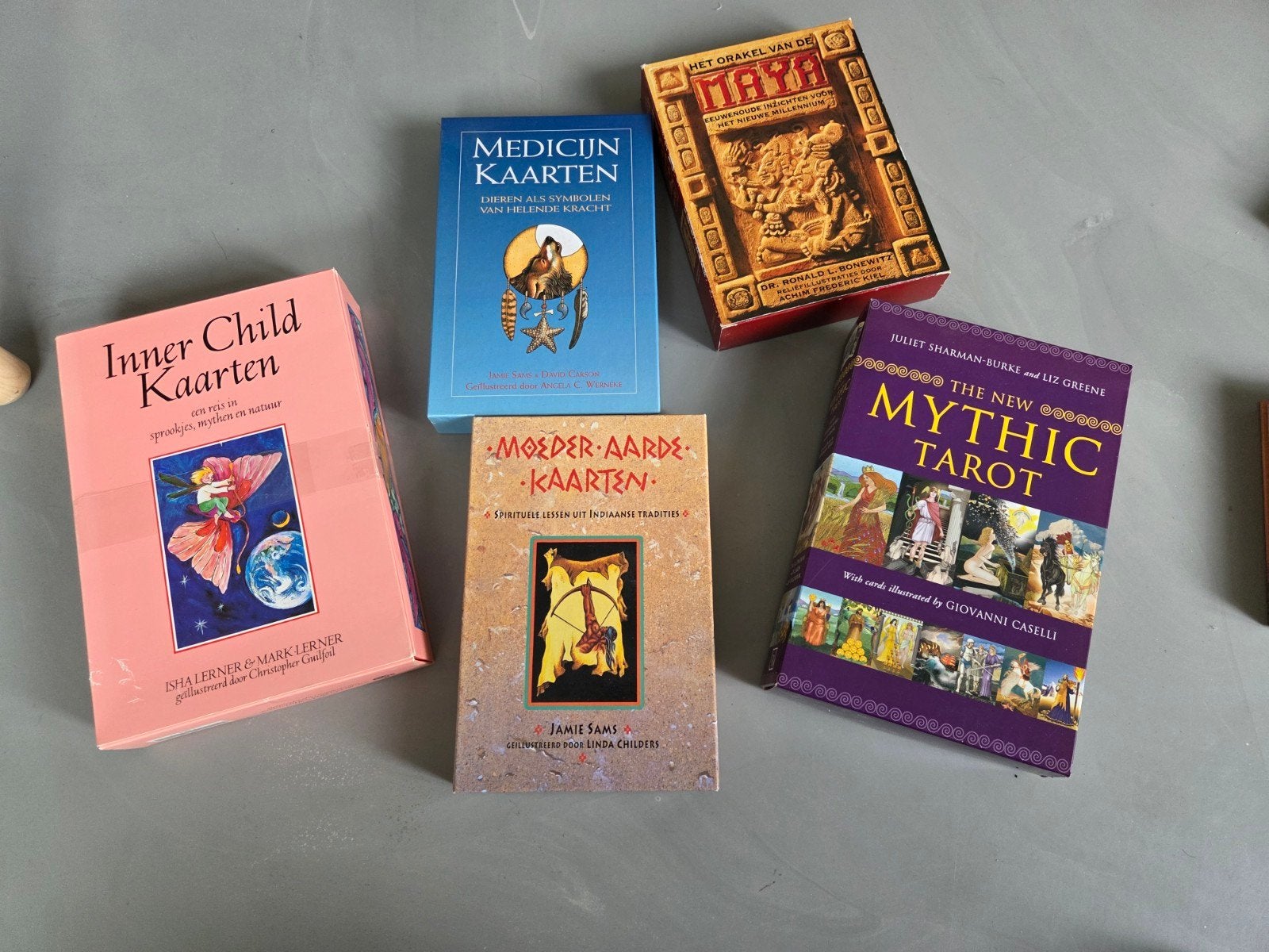 Diverse spirituele kaartendecks, Overige typen, Ophalen of Verzenden, Zo goed als nieuw, Tarot of Kaarten leggen