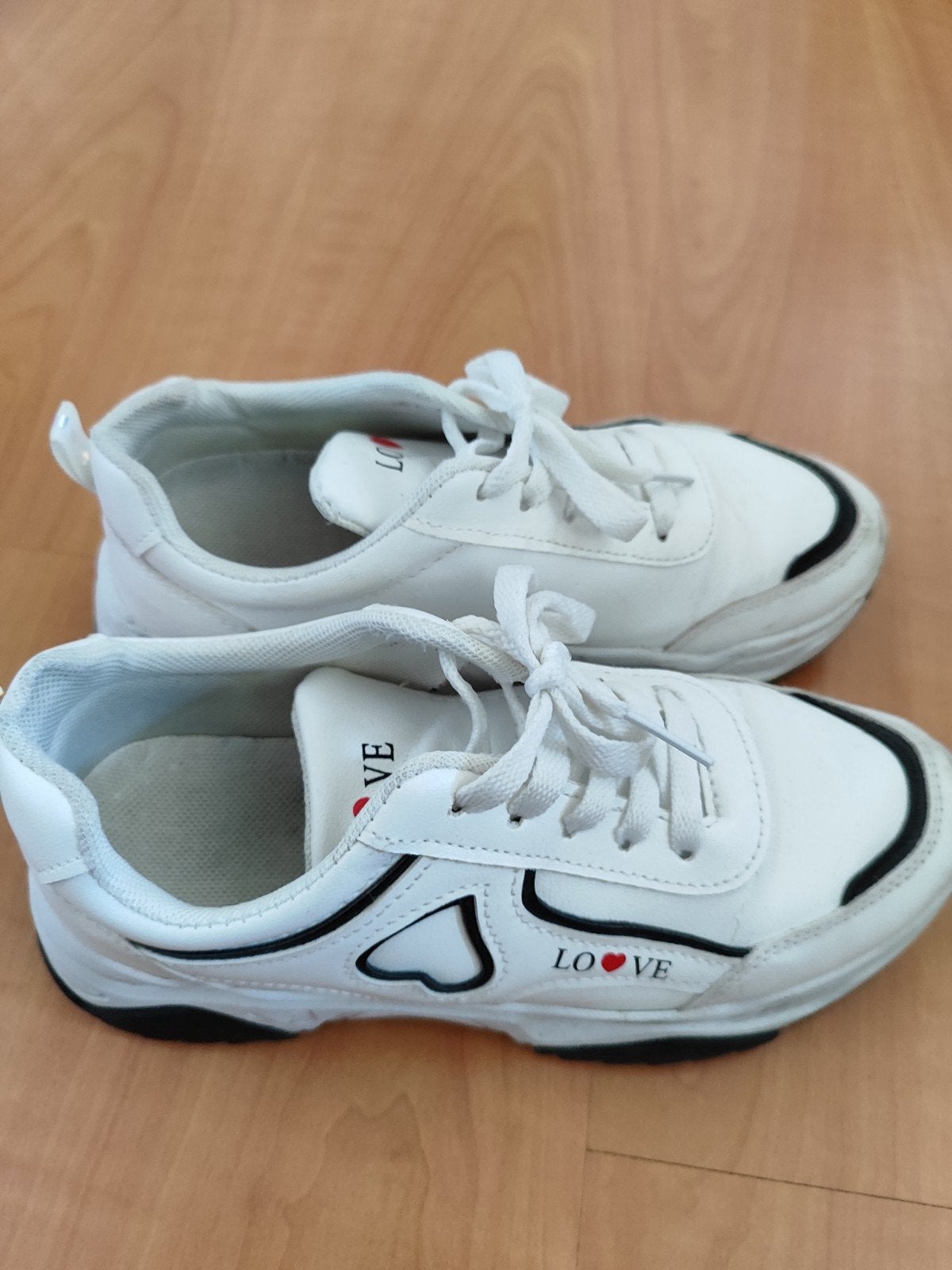 Witte schoenen, Kleding | Dames, Wit, Ophalen of Verzenden, Gedragen, Merkloos
