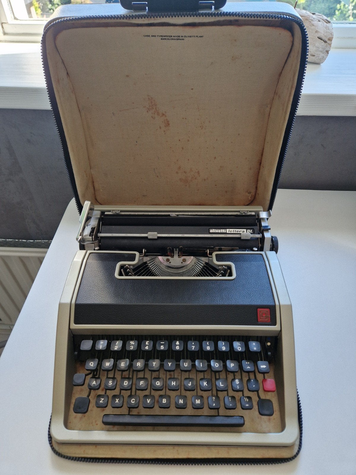 olivetti lettera dl typemachine schrijfmachine orrigineel, Ophalen of Verzenden, Zo goed als nieuw
