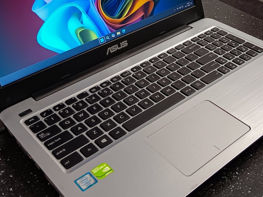 Asus intel Core i7 * Windows 11 * MS Office, Ophalen, Met videokaart, 8 GB, Intel® Core™ i7 