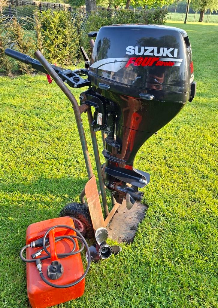 15 pk buitenboord motor, Watersport en Boten, Buiten- en Binnenboordmotoren, Ophalen, 10 tot 30 pk, Viertaktmotor, Zo goed als nieuw