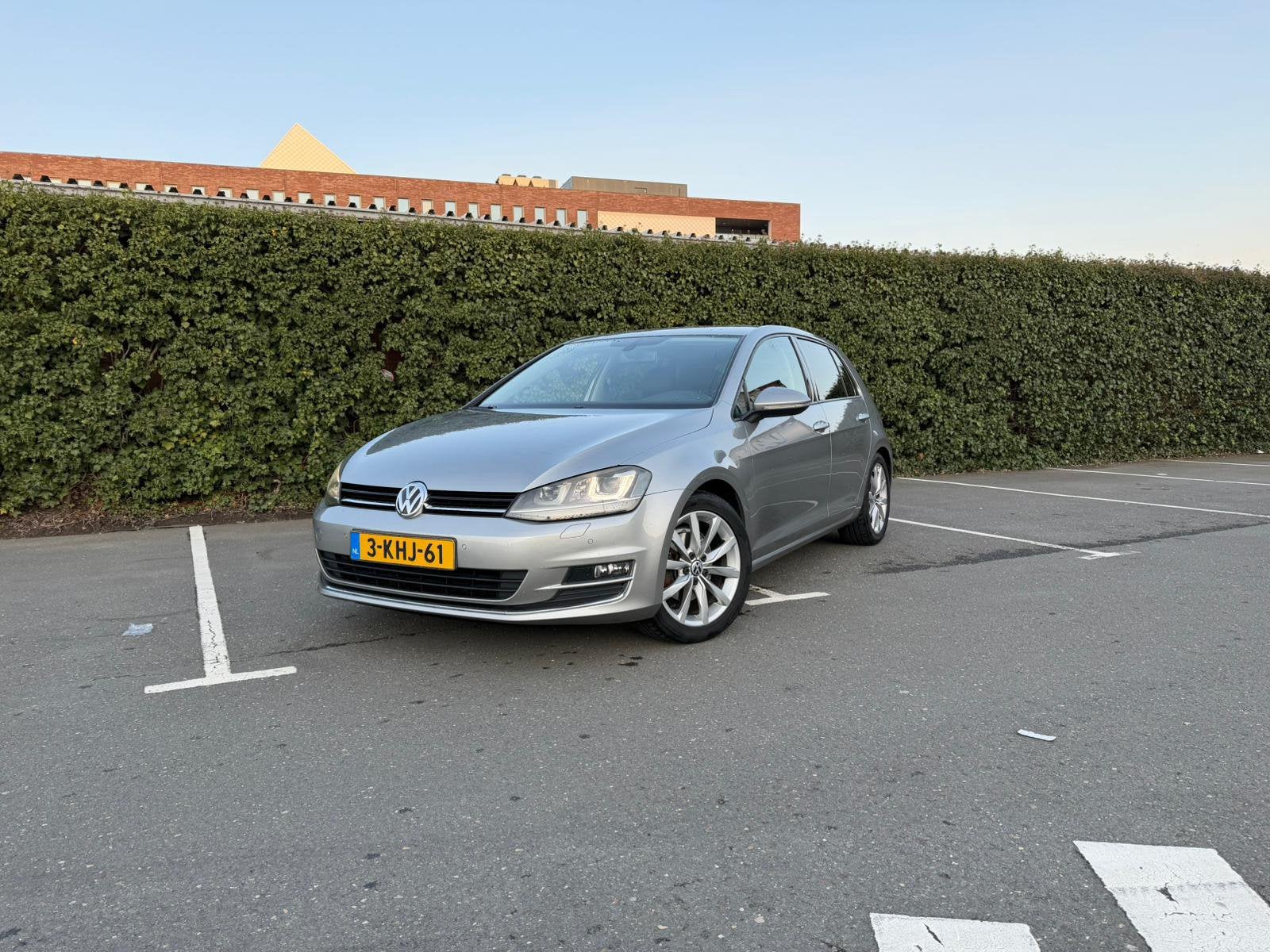 Volkswagen Golf 1.4 TSI Automaat |Stoelverwarming |Massage |, Auto's, Zwart, 4 cilinders, Origineel Nederlands, 1395 cc