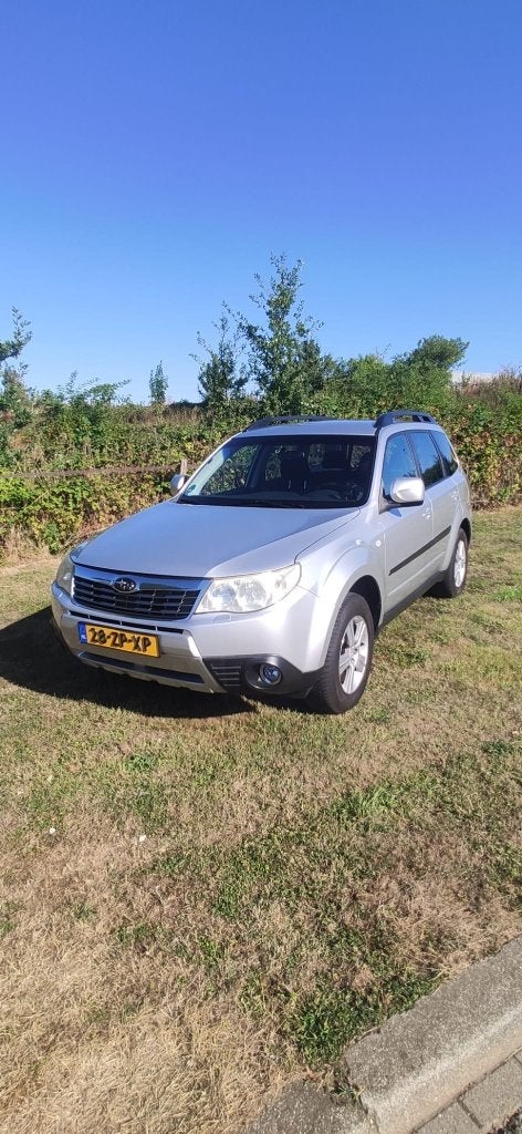 Subaru Forester 2.0 AWD AUT 2008 Grijs, Auto's, Stof, Zwart, 4 cilinders, Origineel Nederlands