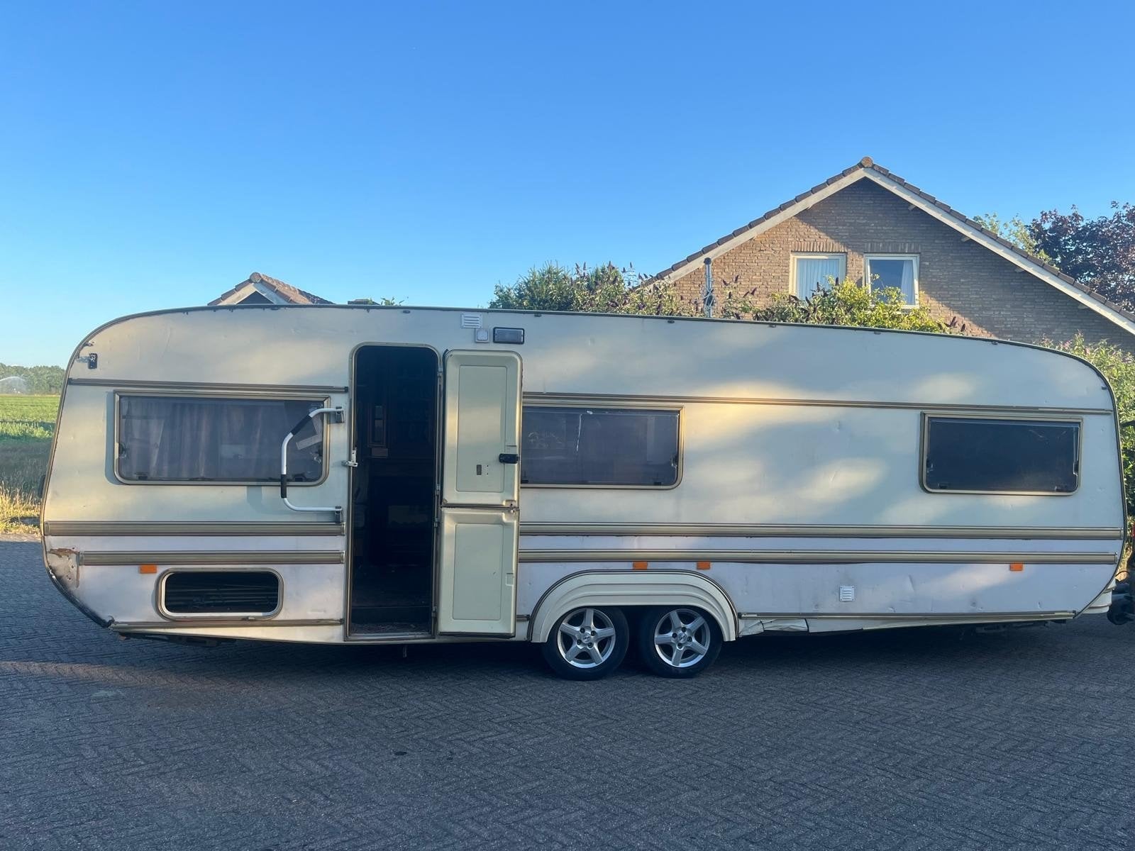 Tabbert en Hobby festival caravan, Hobby, 750 - 1000 kg, Particulier, Hefbed