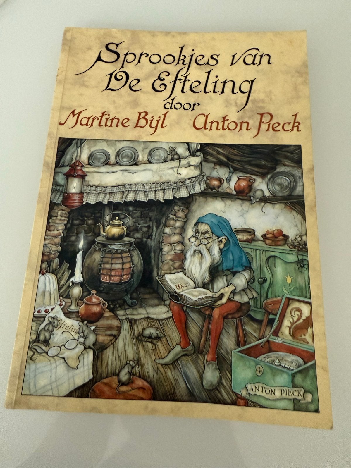 Sprookjes van De Efteling door Martine Bijl en Anton Pieck, Boeken, Ophalen of Verzenden, Gelezen
