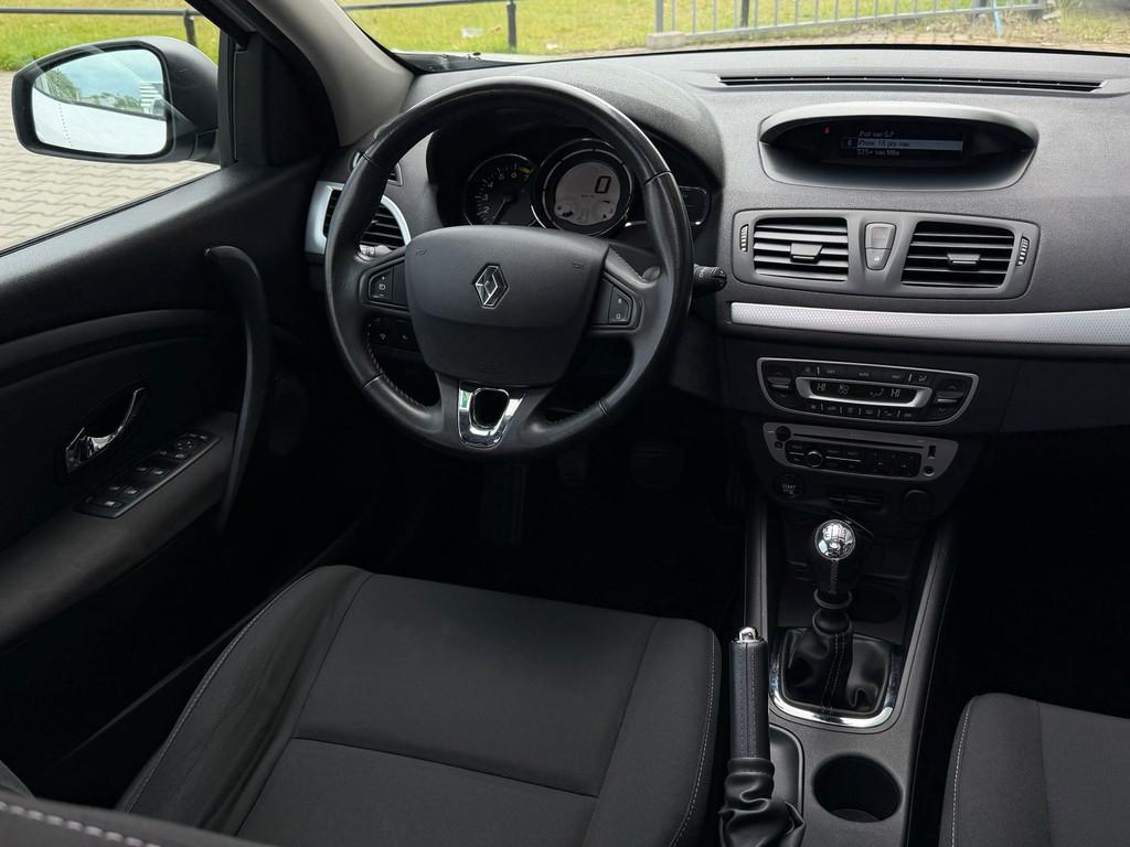 Renault Mégane Estate 1.2 TCe Expression|Pano|Rijklaar, Voorwielaandrijving, Euro 5, Gebruikt, 4 cilinders