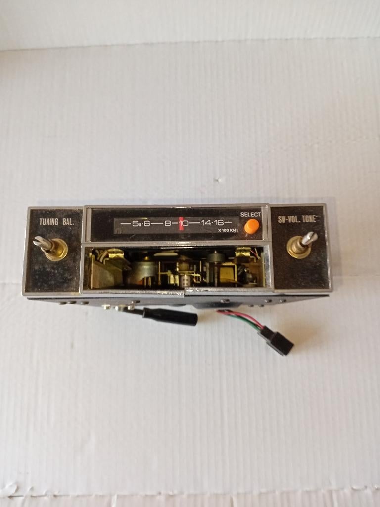 8-track cassettespeler met AM/MW-radio., Ophalen of Verzenden