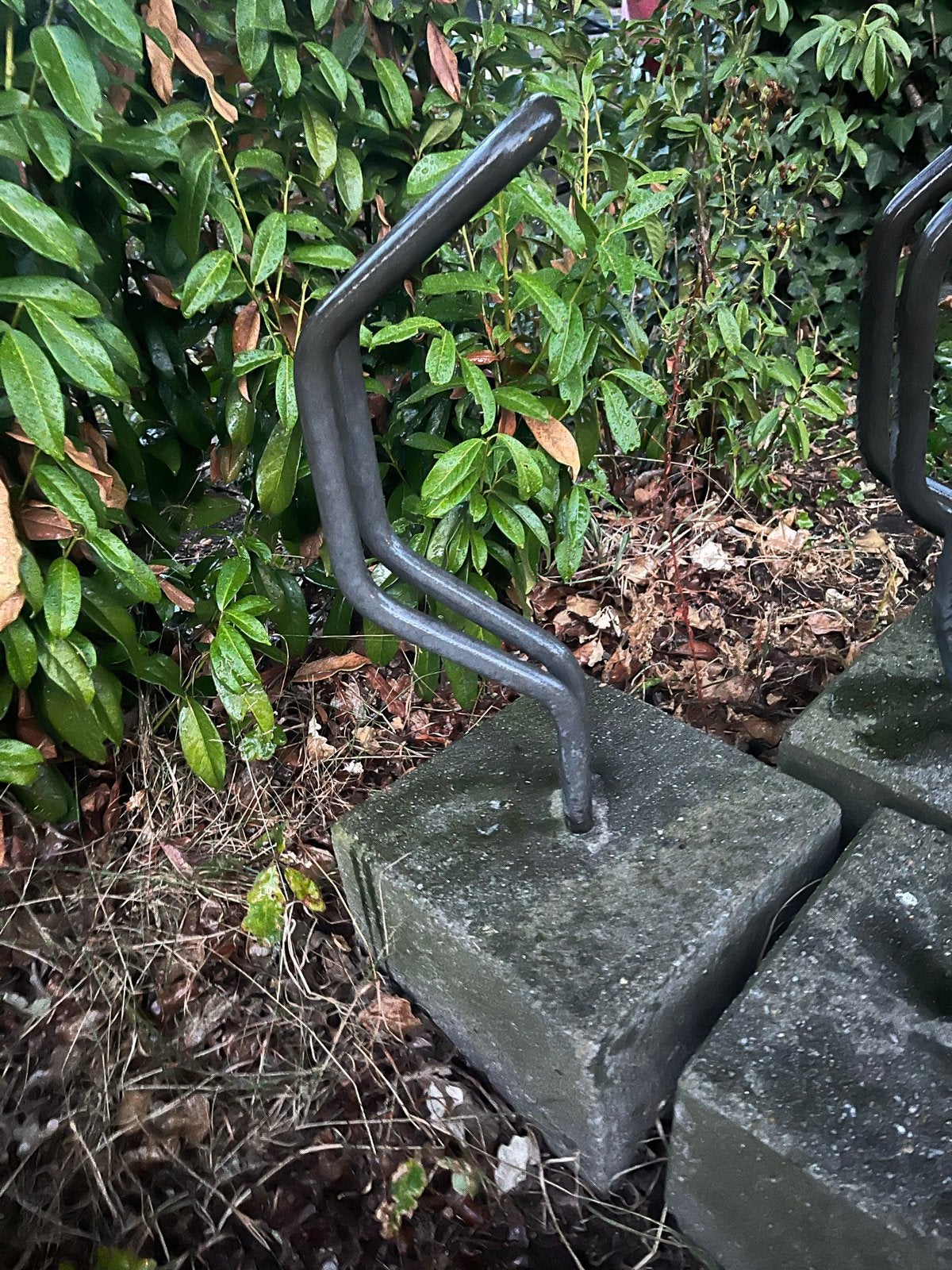 Fietsenrek beugel met betonvoet, Ophalen, Gebruikt