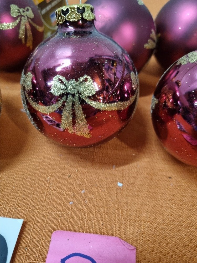 kerstballen met strik bordeaurood glas [b280], Ophalen of Verzenden, 'T Olde Gre-j, Info@toldegrej.nl, Endepoelstraat 20f Didam