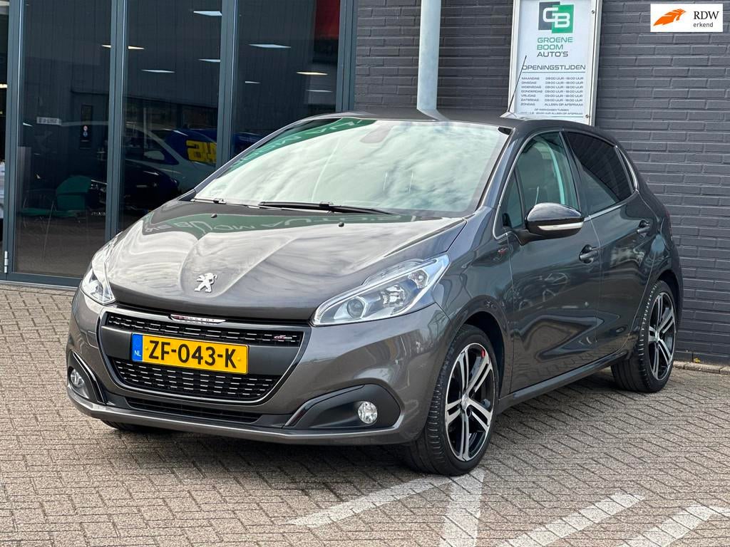 Peugeot 208 1.2 PureTech GT-Line/110 PK/CAMERA/NAVI/CARPLAY/, Voorwielaandrijving, Euro 6, 1199 cc, Leder en Stof