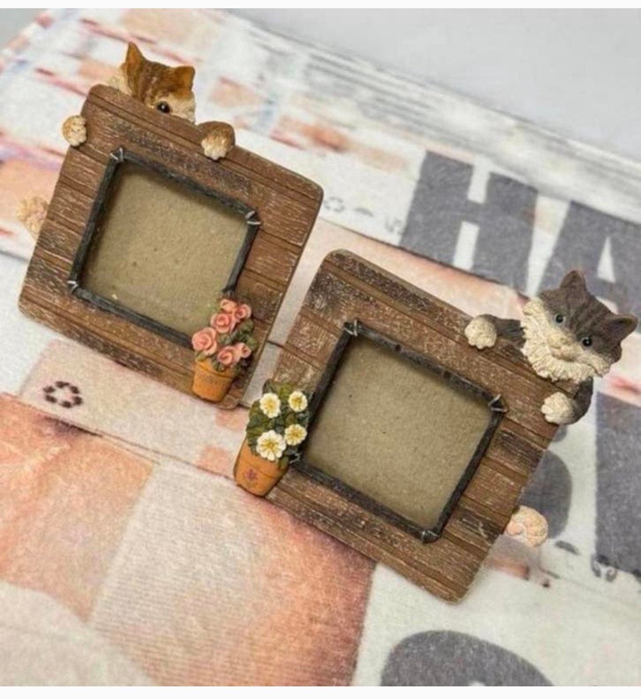 Vintage 2 schattige fotolijstjes met poes kat fotolijst 3D, Audio, Tv en Foto, Fotografie | Fotolijsten, Zo goed als nieuw, Ophalen of Verzenden
