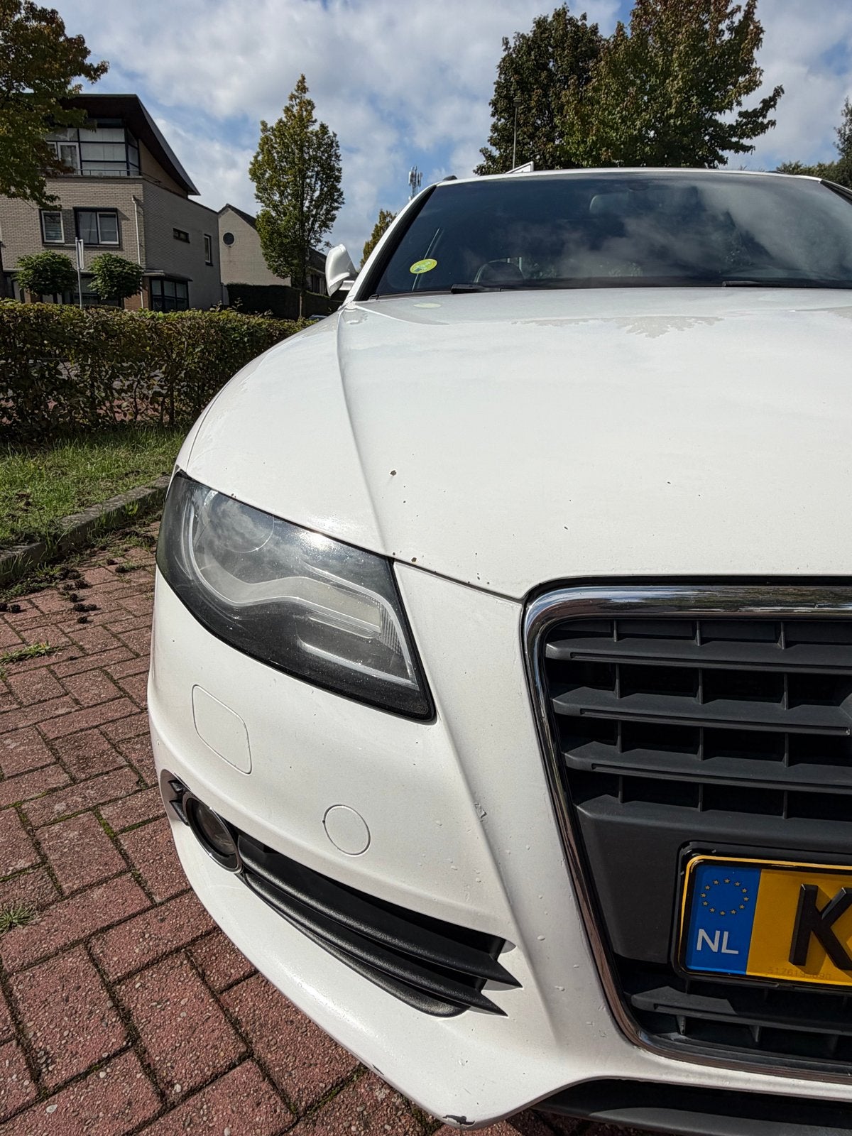 Foto 15 van Audi A4 2.7 TDI 140KW Avant Multitronic 2010 Wit