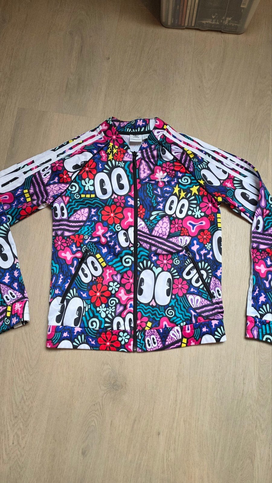 Adidas Trainingsjack Dames Maat 34 - Kleurrijk Design, Overige typen, Ophalen of Verzenden, Zo goed als nieuw, Maat 34 (XS) of kleiner
