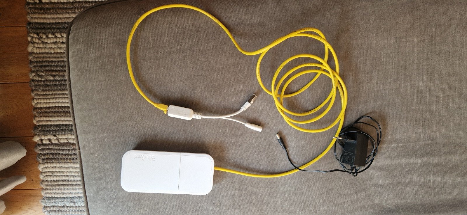 MikroTik WAP ac: een draadloos wifi-accesspoint/router, Ophalen