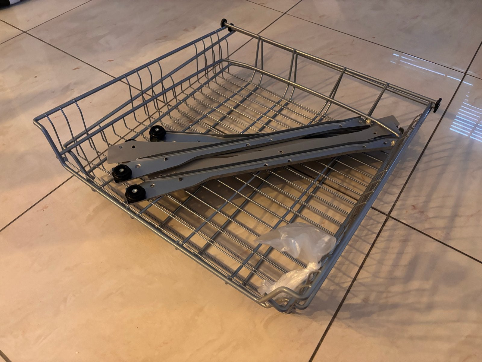 2x IKEA Utrusta draadmand 60x60, zeer nette staat, Huis en Inrichting, Ophalen, Gebruikt, 50 tot 100 cm, Minder dan 100 cm