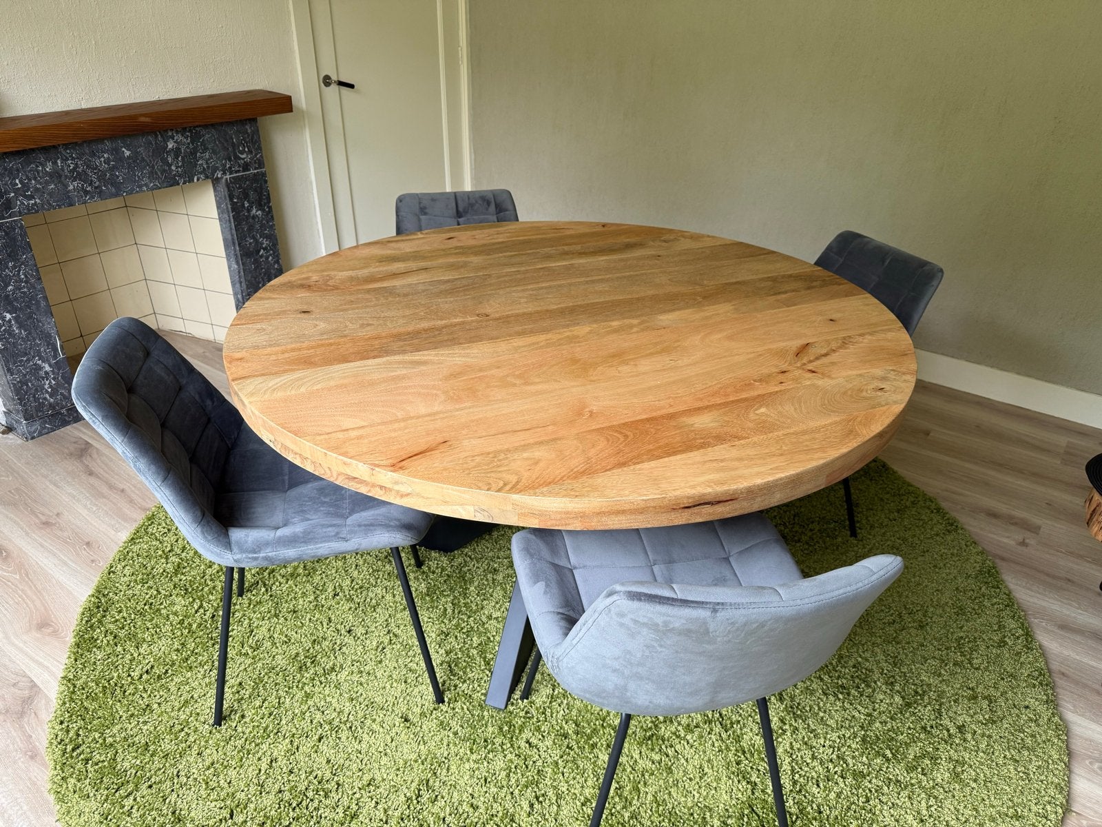 Ronde eettafel incl 4 comfortabele stoelen zgan!, Ophalen, Gebruikt, 100 tot 150 cm, Rond