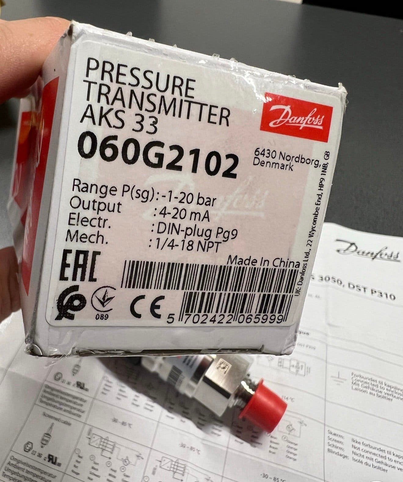 Danfoss 060G2102 Pressure Transmitter AKS33 NIEUW 1-20 bar, P, P, P, Nieuw