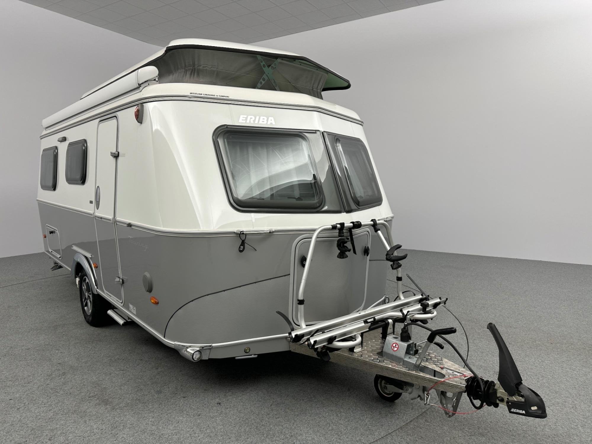 Eriba Touring 642 Legend Cassetteluifel Mover Dakventilator, Bedrijf, Tot en met 3, 6 tot 7 meter, Hordeur