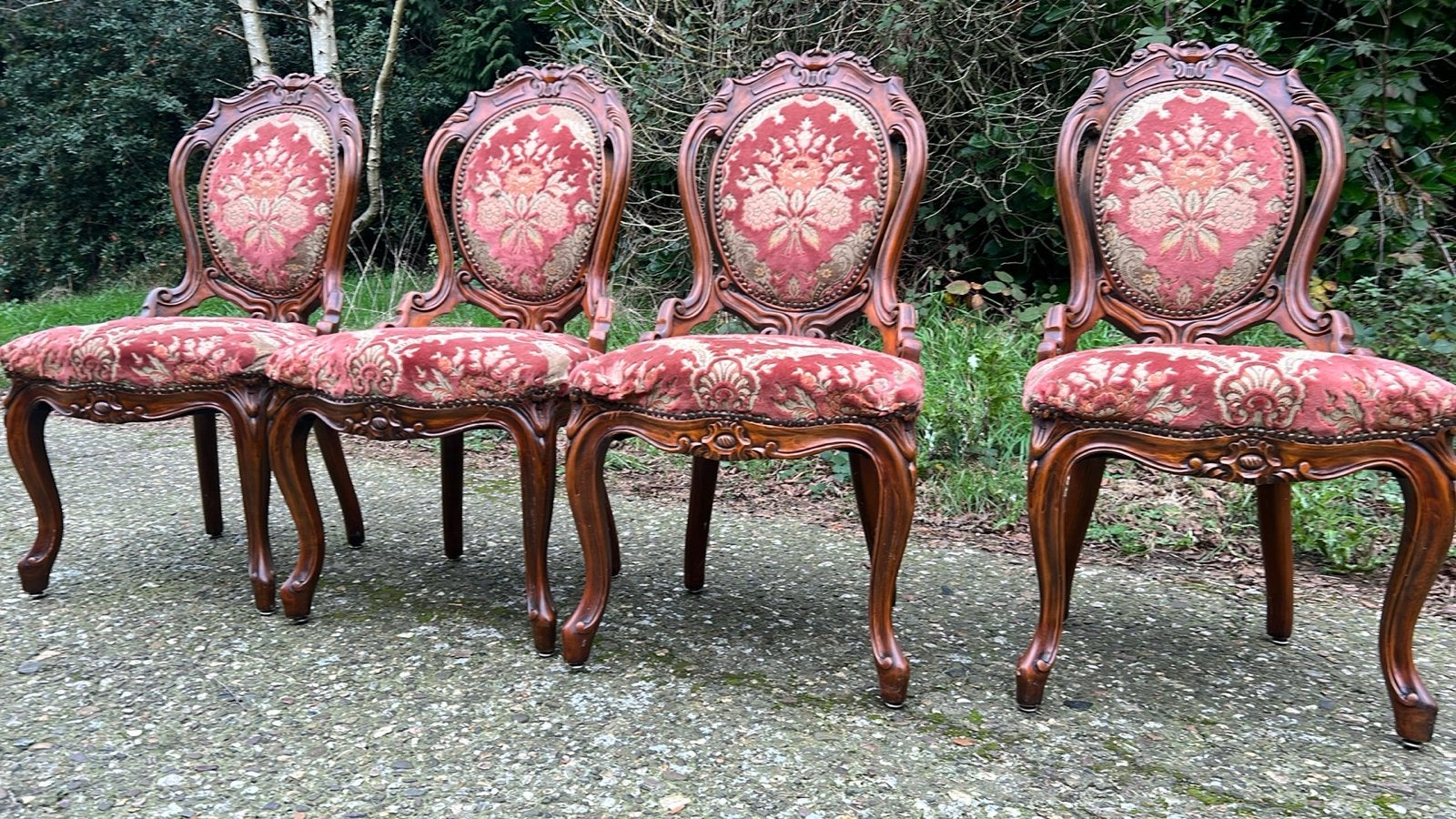 Set van 4 Barok eetkamerstoelen met rood brokaat, Ophalen