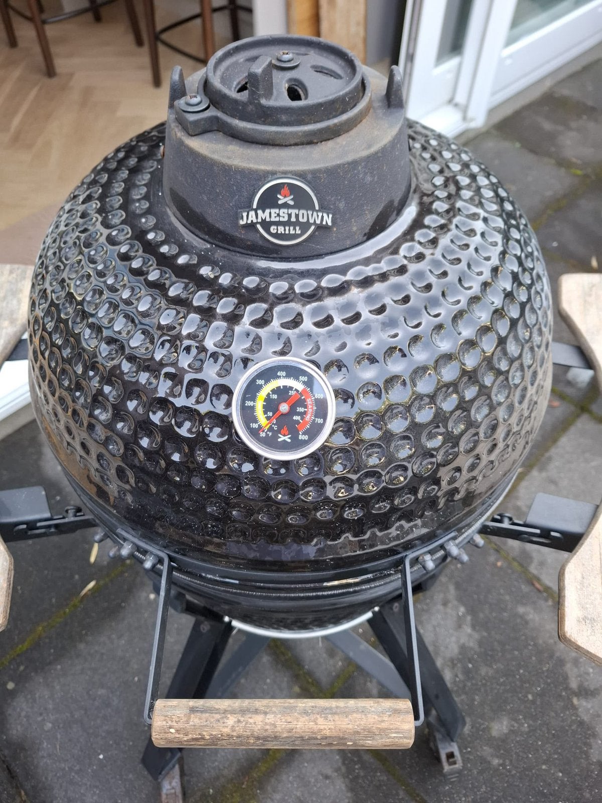 James town bbq kolen medium size, Ophalen, Zo goed als nieuw