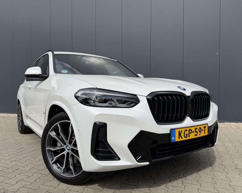 BMW X3 XDrive30e 292PK M Sport | Leder | Memory, 1998 cc, Gebruikt, 2000 kg, Wit