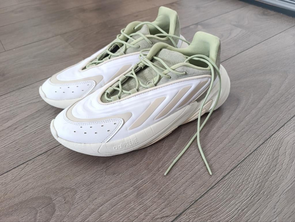 Adidas Ozelia Sneakers - Wit/Groen, Wit, Boots, Ophalen of Verzenden, Zo goed als nieuw