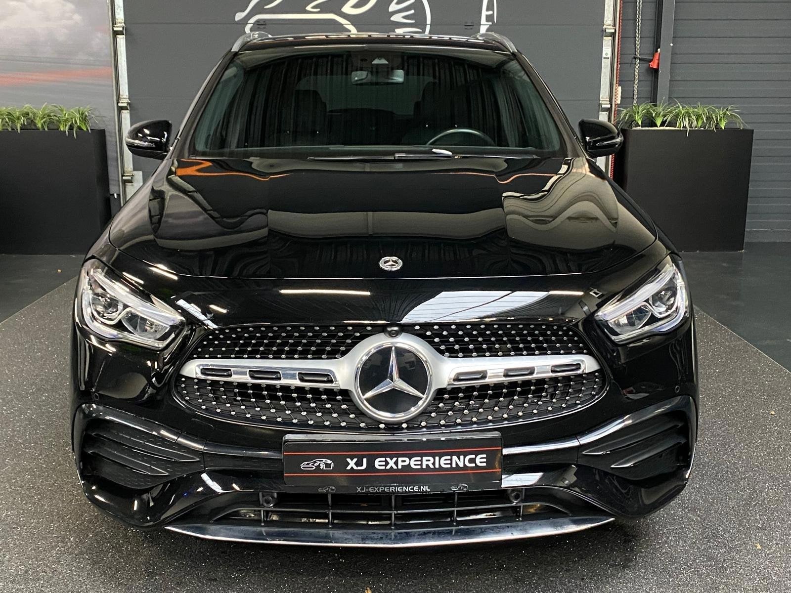 Mercedes-Benz GLA-klasse 200 AMG Line NAVI 163 PK WIDESCREEN, Auto's, Dealer onderhouden, 15 km/l, 4 cilinders, SUV of Terreinwagen