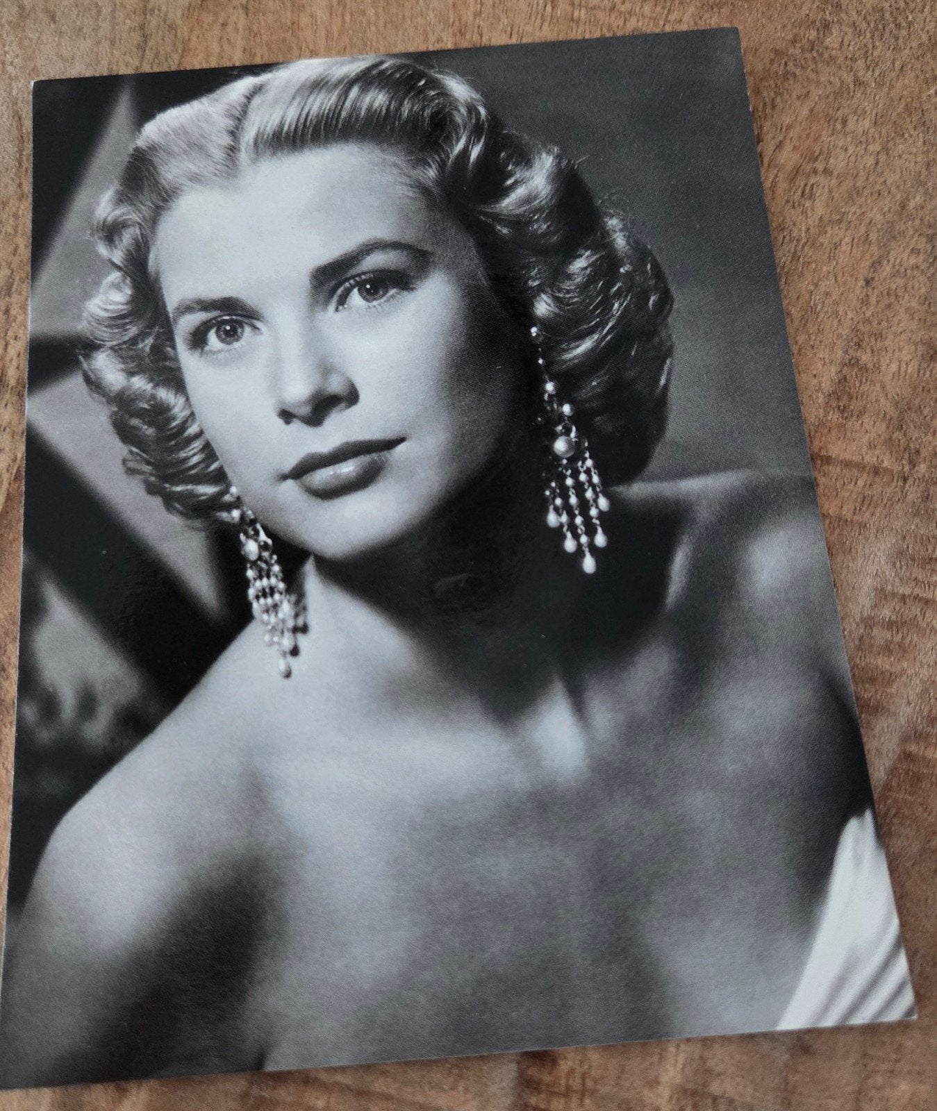 Grace Kelly - Zwart-wit foto/ansichtkaart, Verzenden, 1940 tot 1960, Ongelopen, Sterren en Beroemdheden