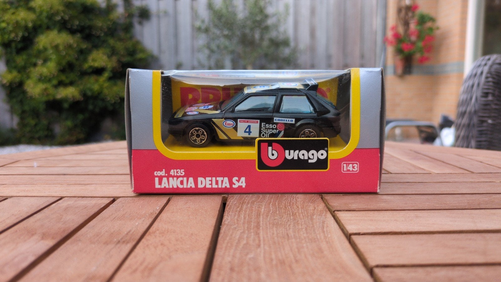 Bburago 1:43 modelauto's (collectie), Hobby en Vrije tijd, Ophalen of Verzenden, Zo goed als nieuw, Auto, Overige merken