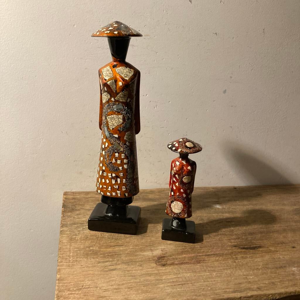 Handgemaakte Vietnamese houten sculpturen van vrouwen, Ophalen of Verzenden