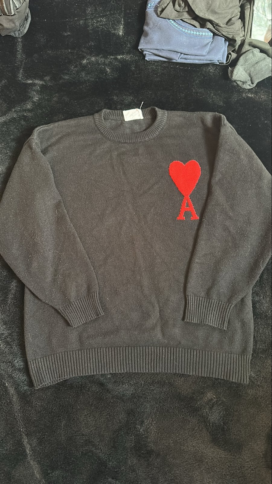 Ami Paris trui met rood hart - Zwart, Kleding | Dames, Ophalen of Verzenden, Zo goed als nieuw, Maat 38/40 (M), Zwart