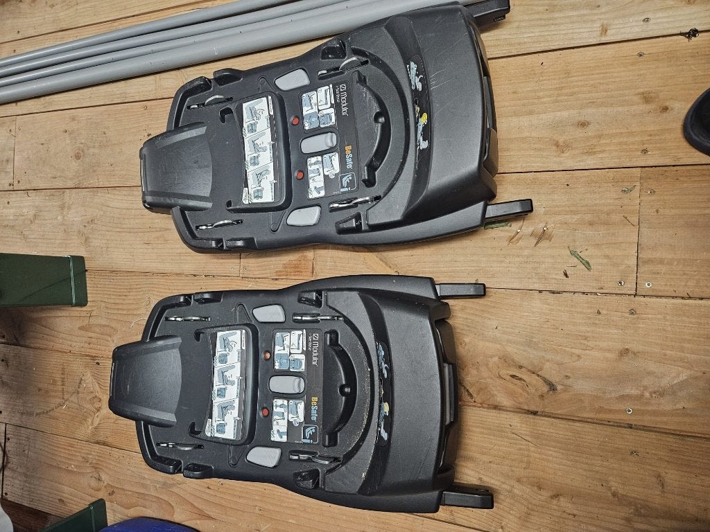 Isofix Base - BeSafe iZi Modular i-Size - (2 stuks), Kinderen en Baby's, Autostoeltjes, Zo goed als nieuw, Isofix, 0 t/m 13 kg