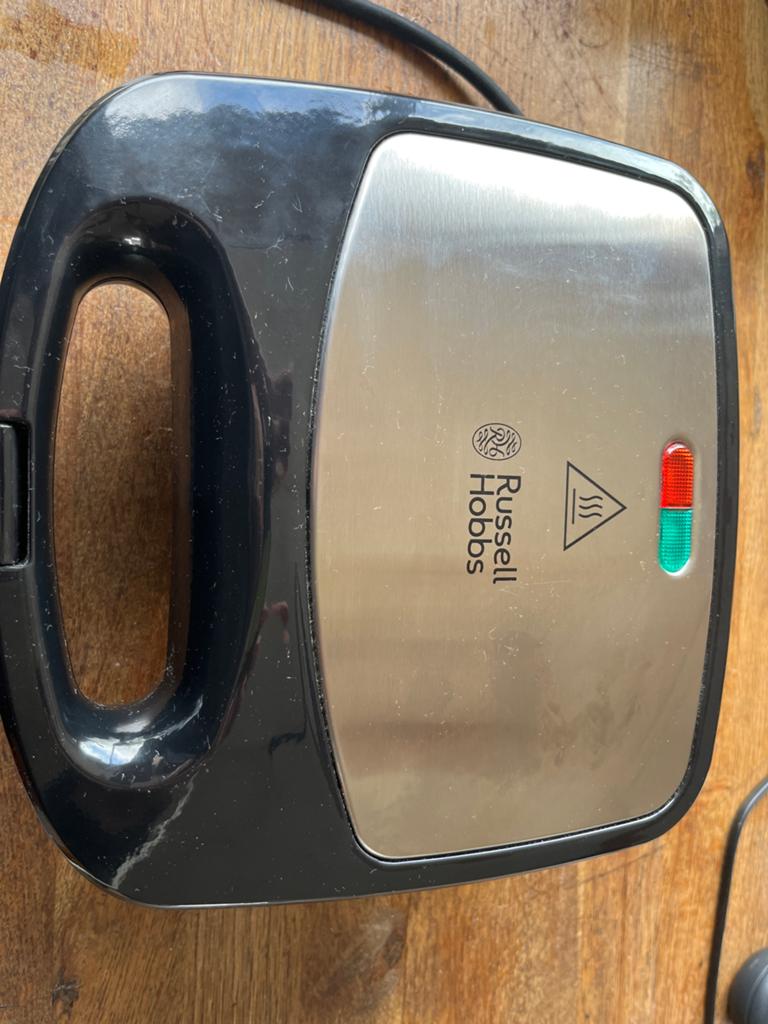 Russell Hobbs Sandwichmaker - Zo goed als nieuw, Witgoed en Apparatuur, Broodroosters, Ophalen of Verzenden, Zo goed als nieuw