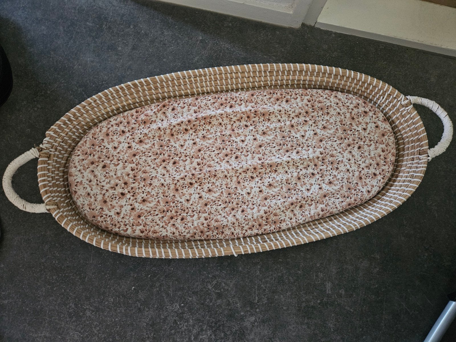 Mooie verschoonmand met matrasje, Ophalen, Gebruikt, Wieg