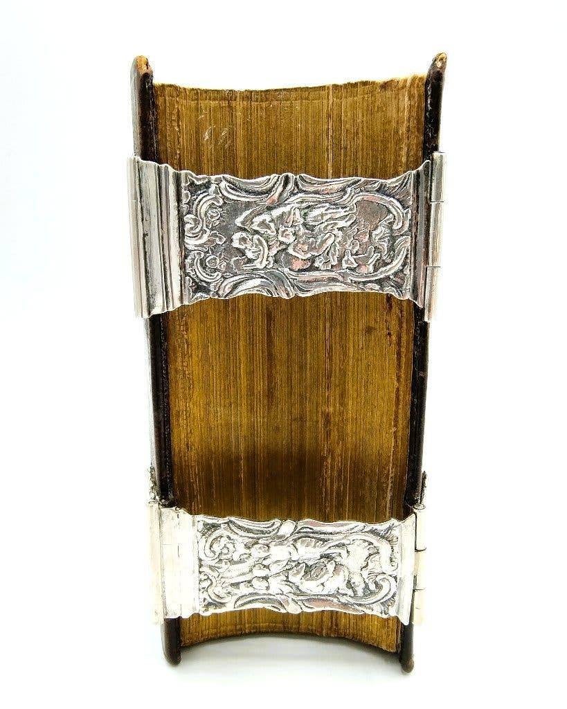 Bijbel met zilveren sloten met bijbelse voorstellingen, 1818, Antiek en Kunst, Verzenden